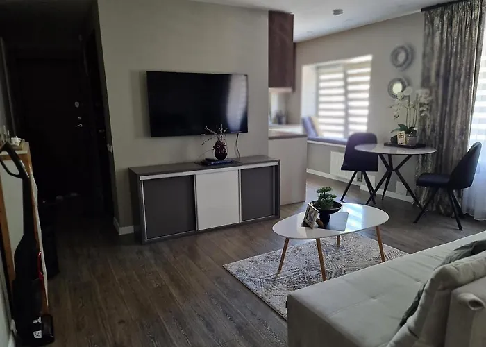 West Coast Apartments